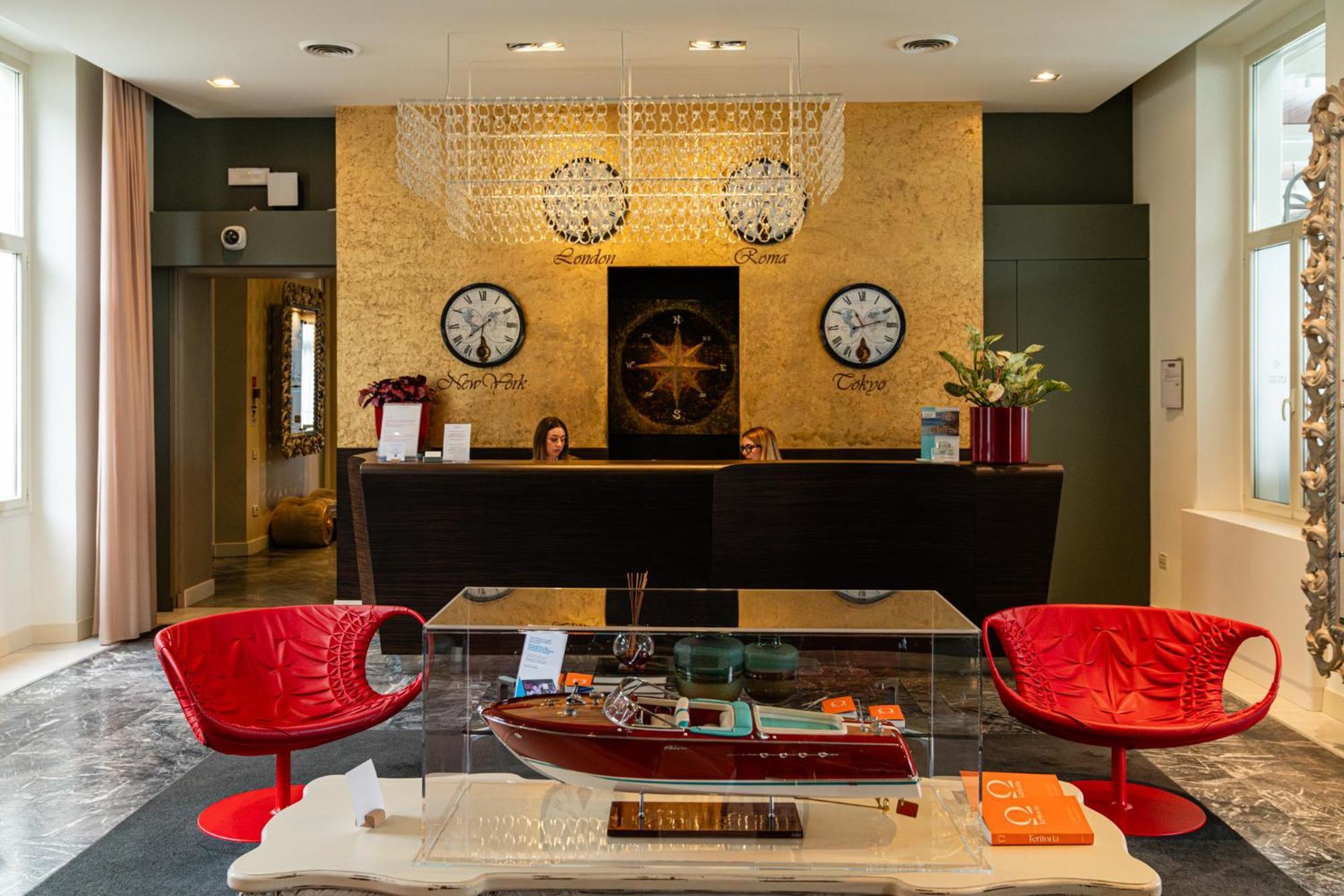 Araba Fenice Hotel Iseo Esterno foto